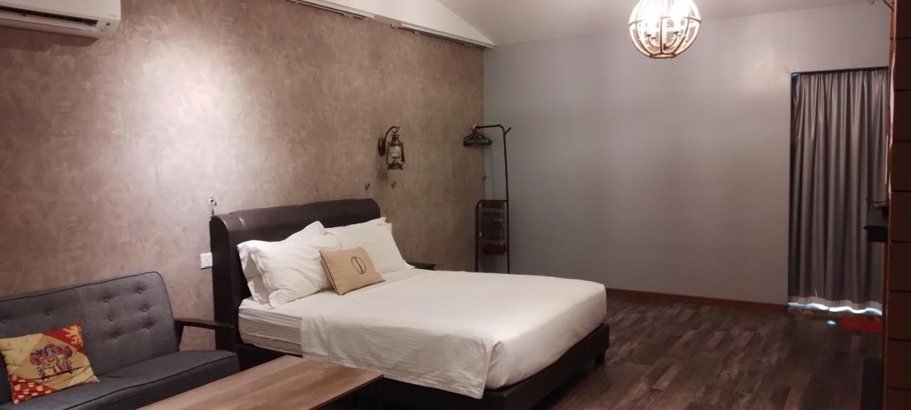 Iconic Suites & Pods Hotel Ipoh Esterno foto