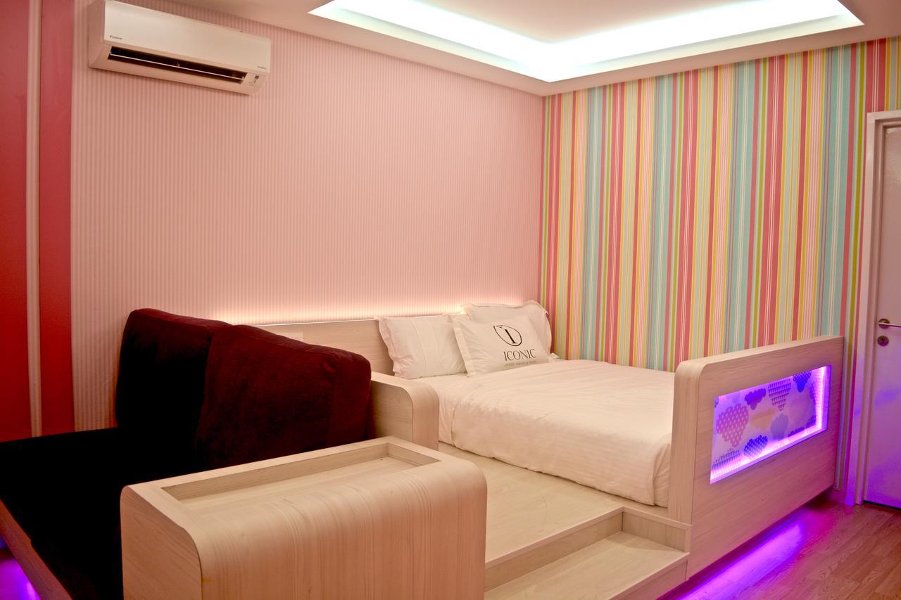 Iconic Suites & Pods Hotel Ipoh Esterno foto