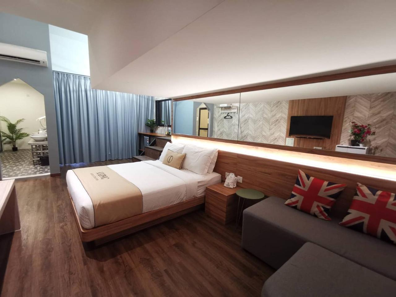 Iconic Suites & Pods Hotel Ipoh Esterno foto
