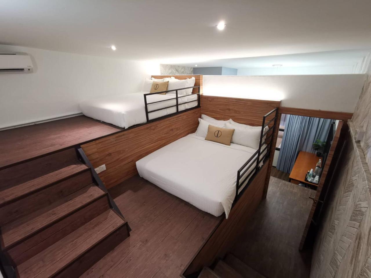 Iconic Suites & Pods Hotel Ipoh Esterno foto