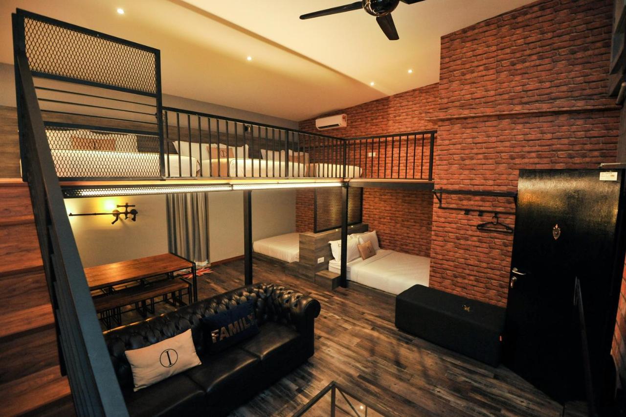 Iconic Suites & Pods Hotel Ipoh Esterno foto